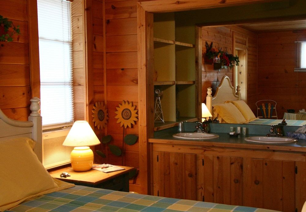 Stone Waters Inn - photo 13