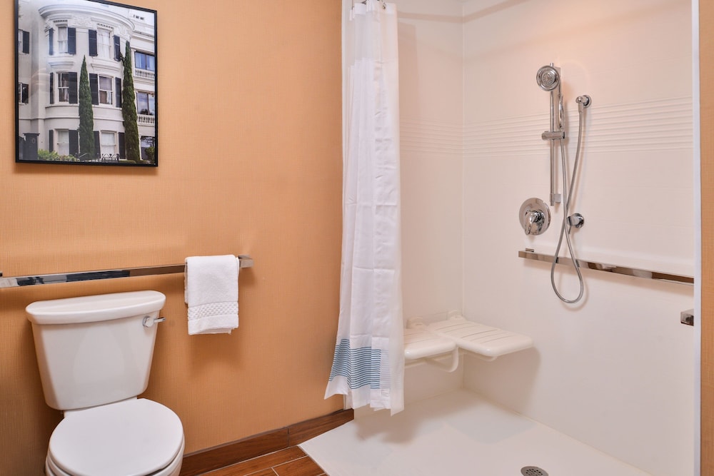 TownePlace Suites by Marriott Charleston West Ashley - photo 19