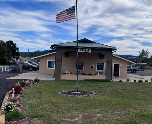 Ozark Inn - featured photo