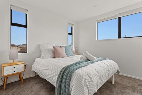 Vibrant and Homey Townhouse — 4-Star Luxury Hotel in Auckland, New Zealand