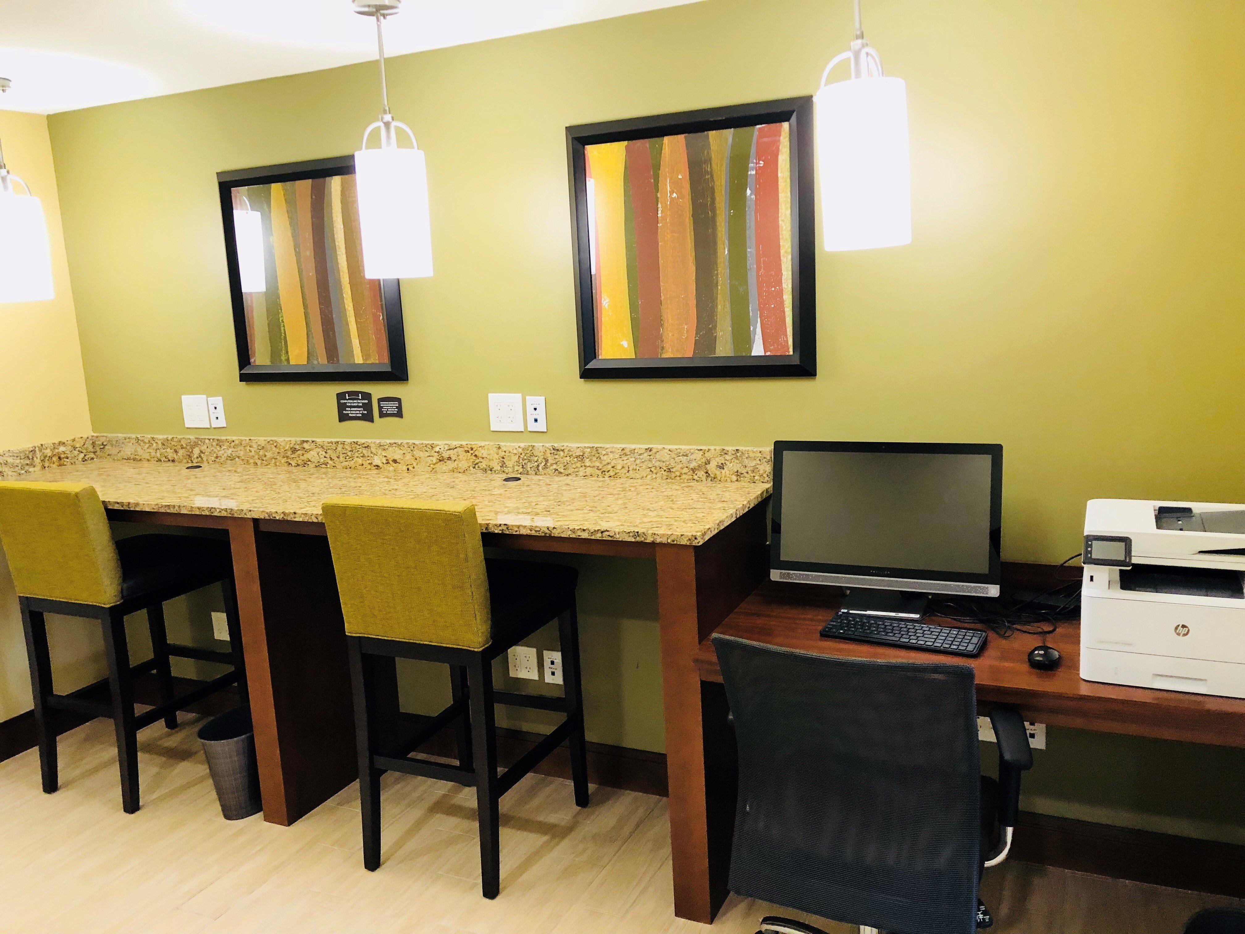 Staybridge Suites Lakeland West - photo 40