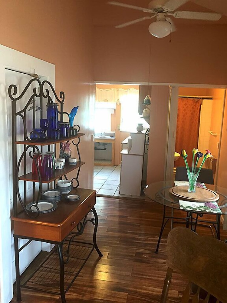 Island Paradise Inn - photo 5