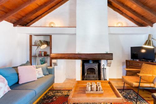 Village House in Sintra hills — 4-Star Luxury Hotel in Colares, Portugal
