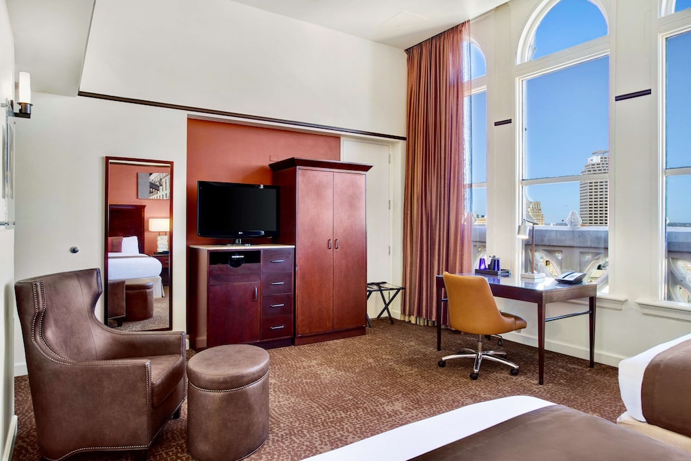 The Emily Morgan San Antonio a DoubleTree by Hilton - photo 51