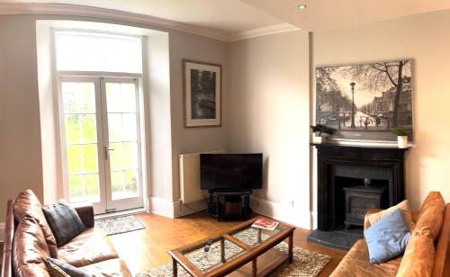 Spacious New Town Garden Flat — 4-Star Luxury Hotel in Edinburgh, United Kingdom