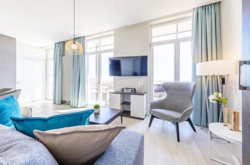 Große Welle Moderne 2 5 Zimmer Ferienwohnung mit Südbalkon und Boddenblick — 4-Star Luxury Hotel in Wustrow, Germany