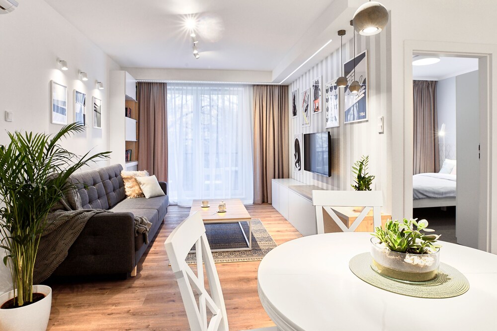 Mojito Apartments Botanica II — 4-Star Luxury Hotel in Wroclaw, Poland