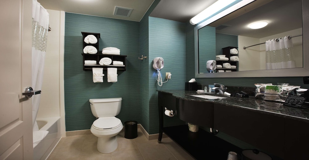 Hampton Inn New Albany - photo 41
