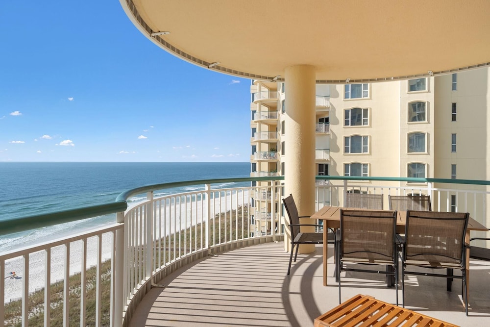 Beach Colony East 8C — 4-Star Luxury Hotel in Pensacola, United States