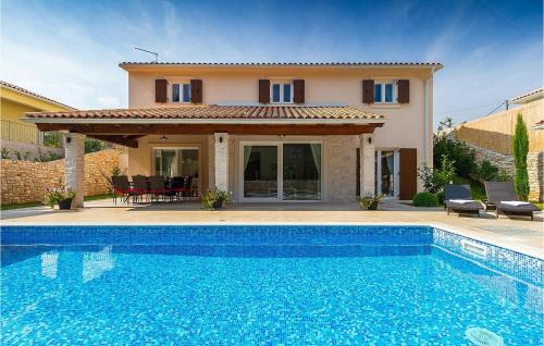 Villa Natasha — 4-Star Luxury Hotel in Barban, Croatia
