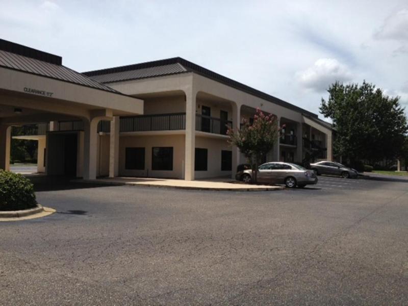 Days Inn Dothan - photo 5