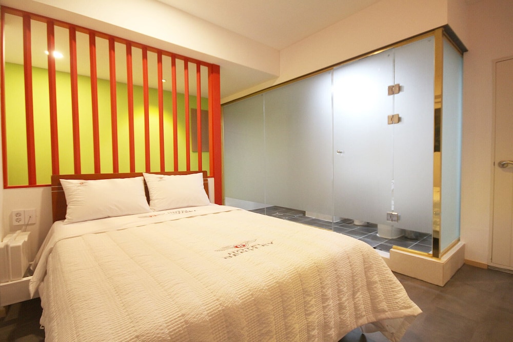 Gunsan Bentley in Gunsan, South Korea