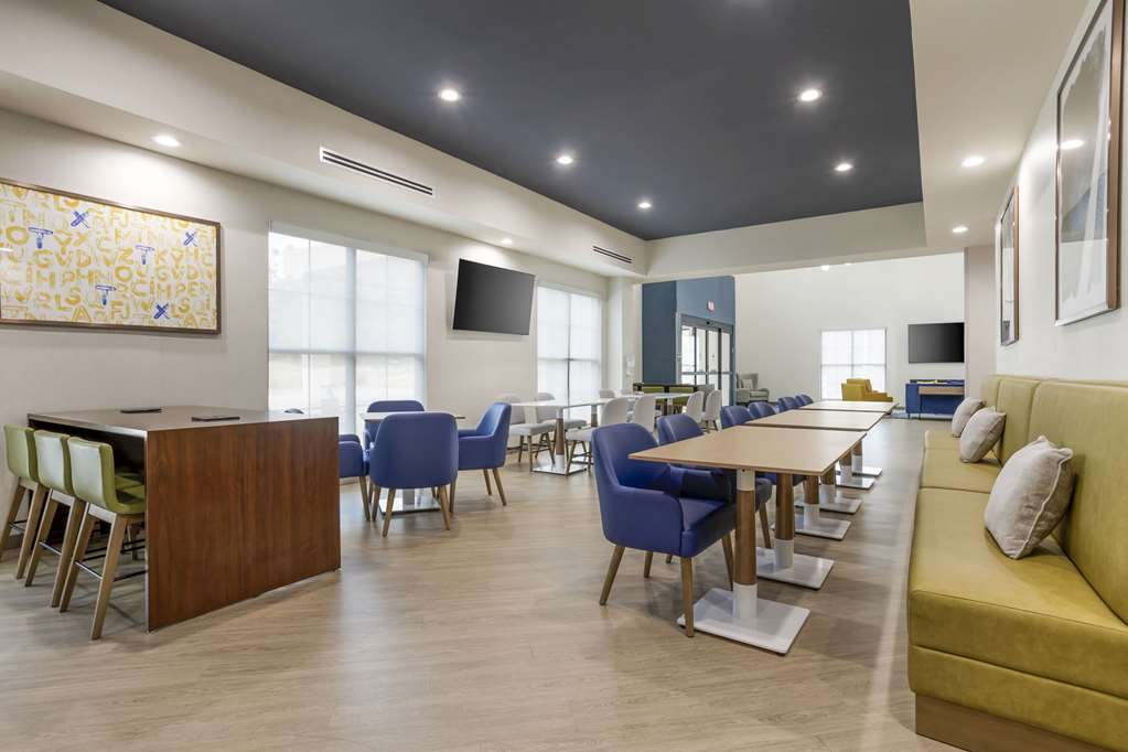 Comfort Inn & Suites Huntsville Near University - photo 32