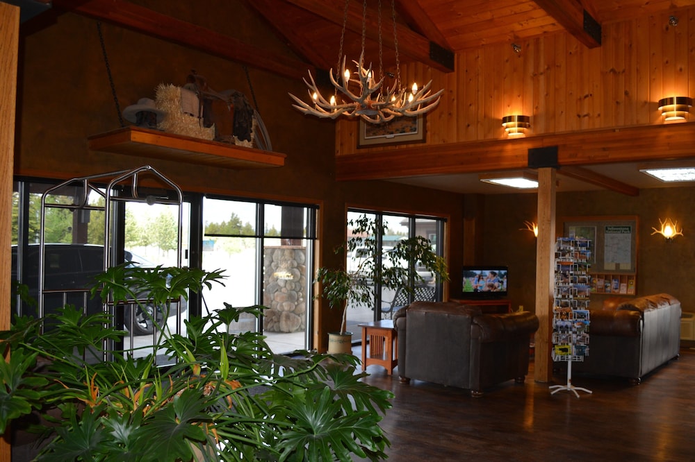 Brandin' Iron Inn - photo 13