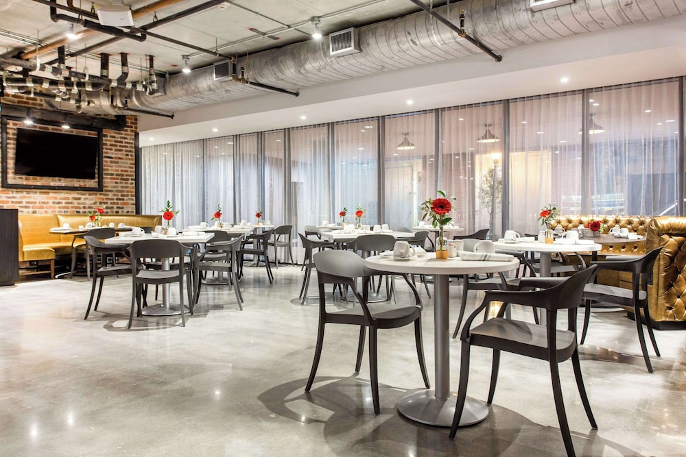 Cambria Hotel New Orleans Downtown Warehouse District - photo 38