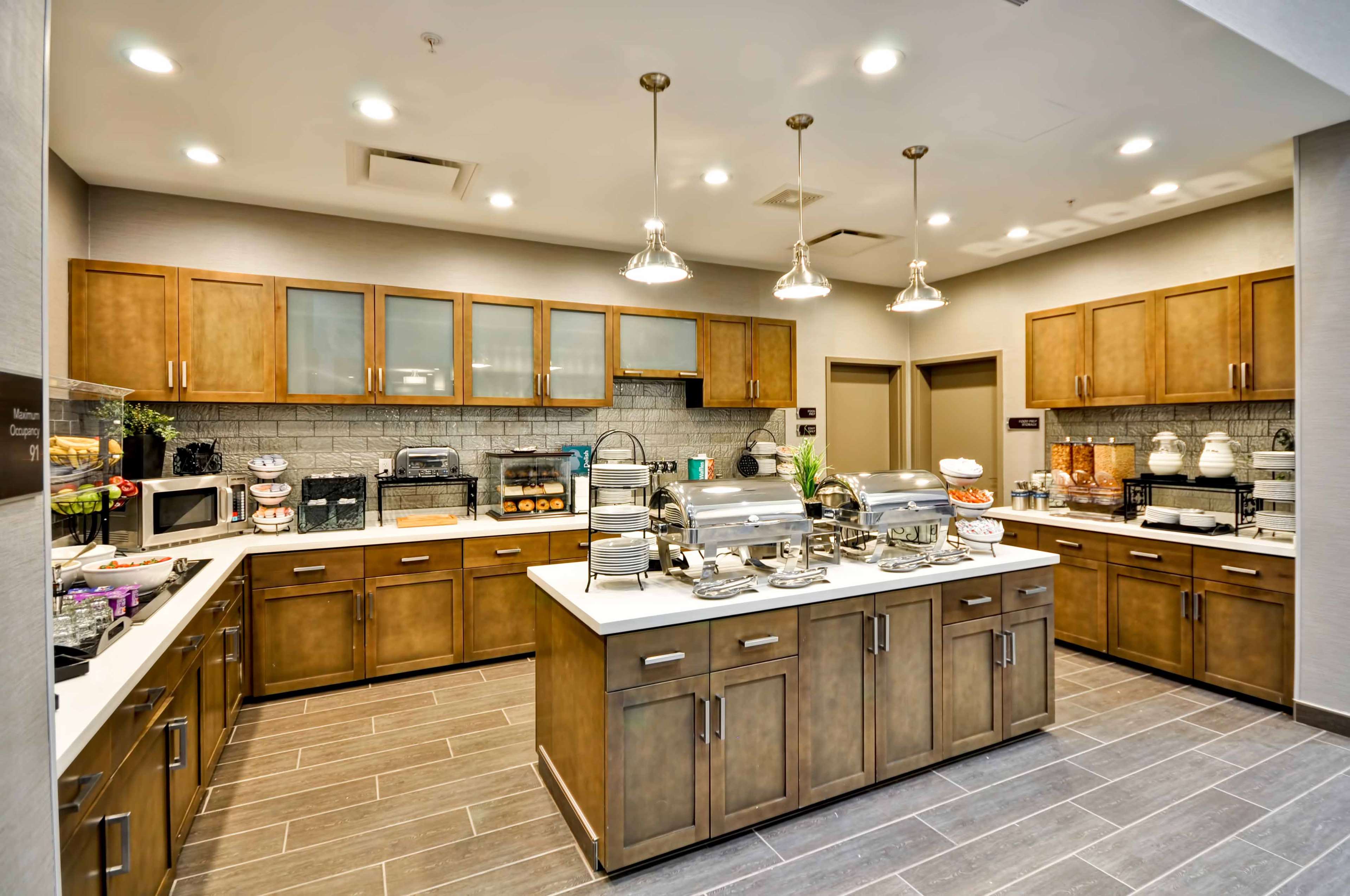 Homewood Suites by Hilton Cincinnati West Chester - photo 15