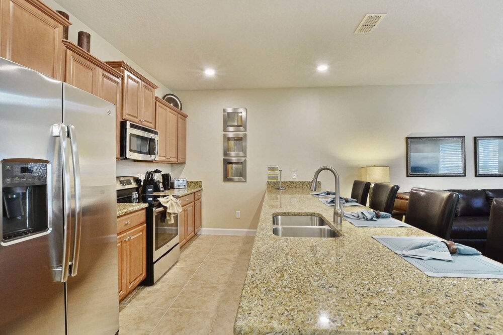 In the Heart of Kissimmee Storey Lake Resort 4bd 3ba Pool Townhome #4sl4857 - photo 11