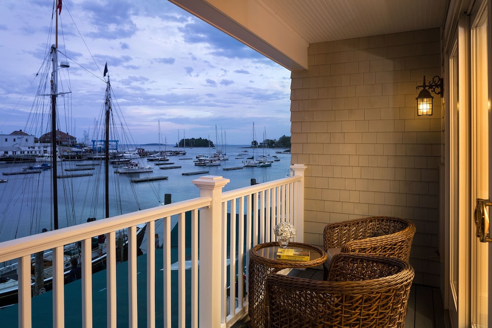 Grand Harbor Inn - photo 39