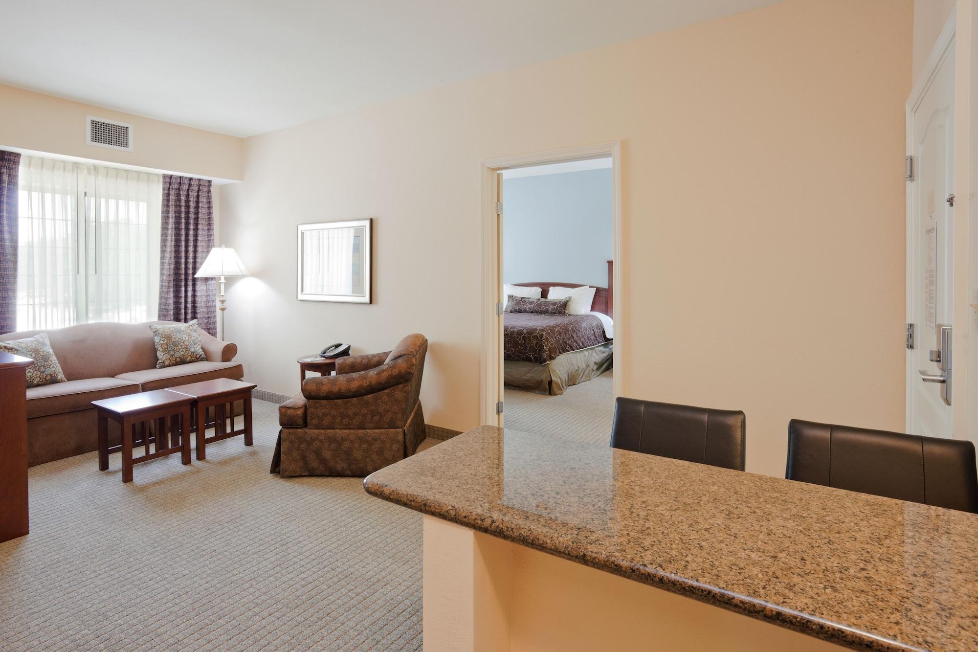 Staybridge Suites Lafayette Airport - photo 4