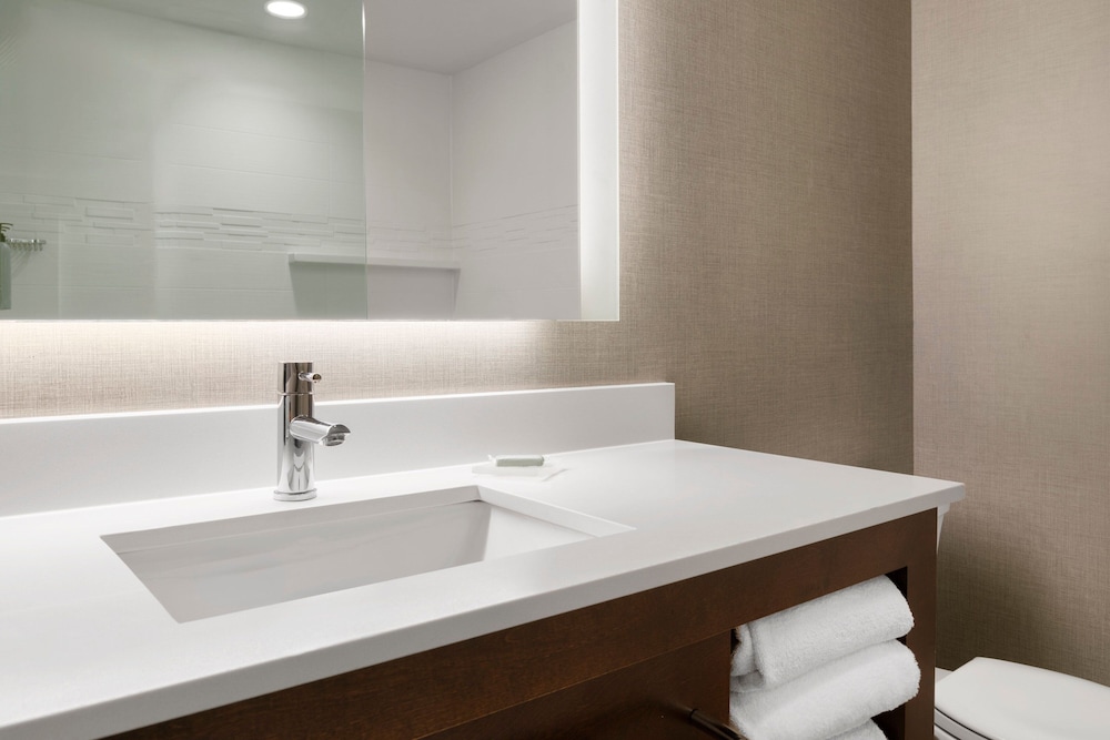 Residence Inn Milwaukee West - photo 23