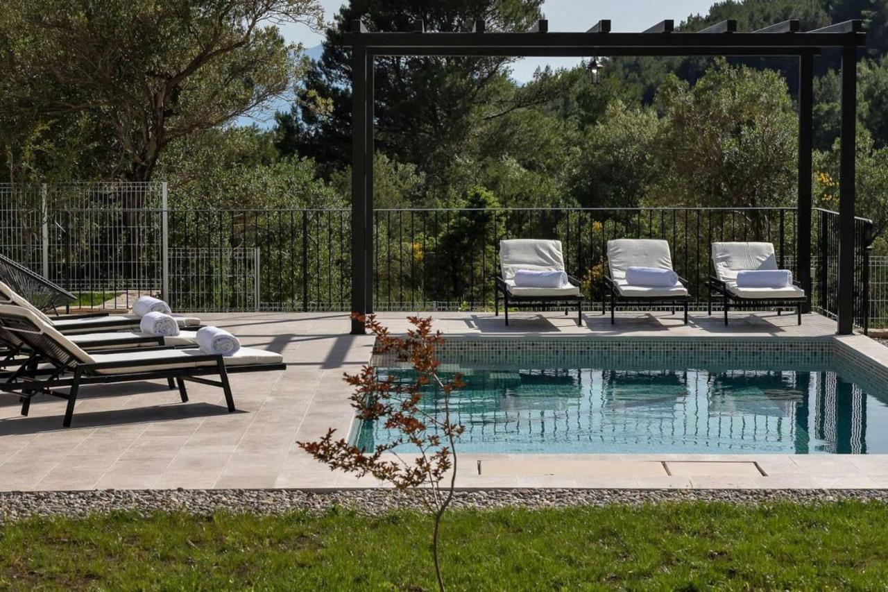 Holiday Home Blue Stone — 4-Star Luxury Hotel in Gradac, Croatia