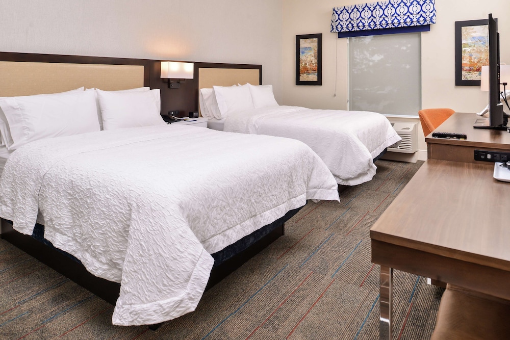 Hampton Inn Benson - photo 9