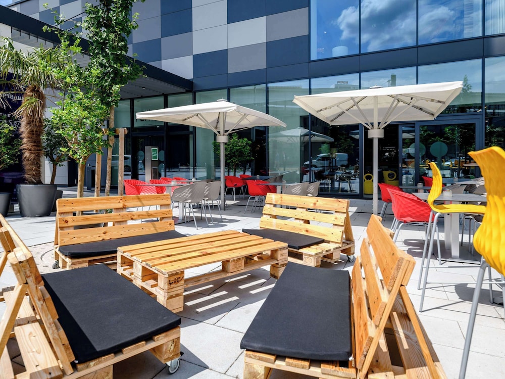 מזון ומשקאות