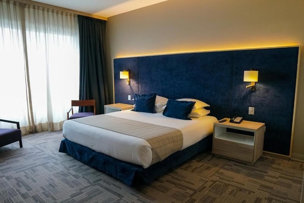 Hotel Parada Linares — 4-Star Luxury Hotel in Linares, Chile