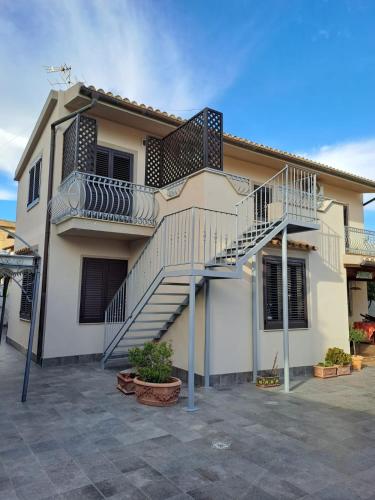 Casa Vacanze Villa Eolo — 4-Star Luxury Hotel in Agrigento, Italy