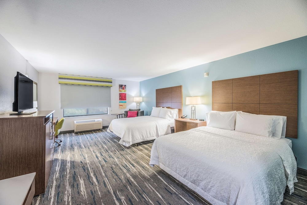 Hampton Inn Oakland Hayward - photo 14