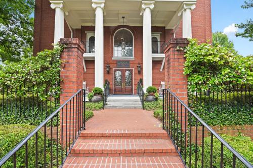 The James Madison Inn - photo 11