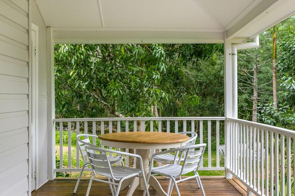 Byron Creek House — 4-Star Luxury Hotel in Byron Bay, Australia