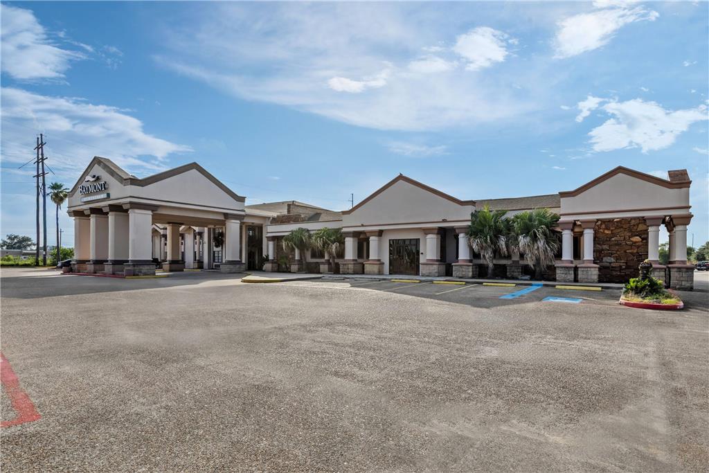 Baymont by Wyndham Port Arthur Groves Area - carbon neutral hotel in Port Arthur