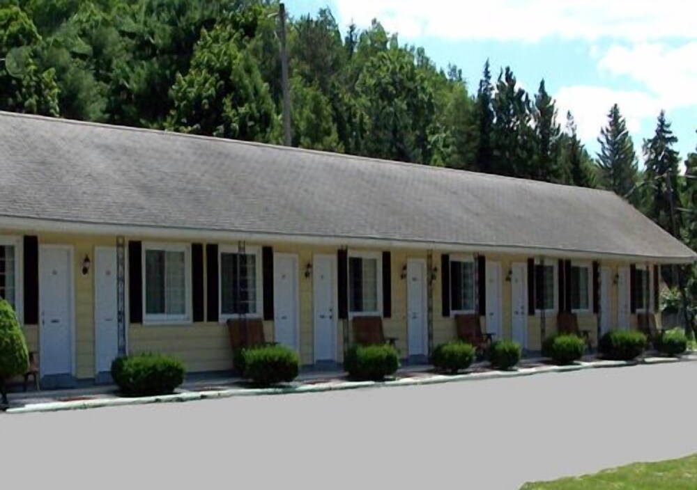 The Weathervane Motel - photo 26