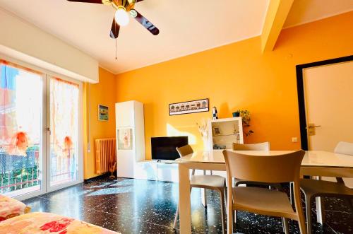 La Stella Marina 150 metri dal Mare con Box ... — 4-Star Luxury Hotel in Spotorno, Italy