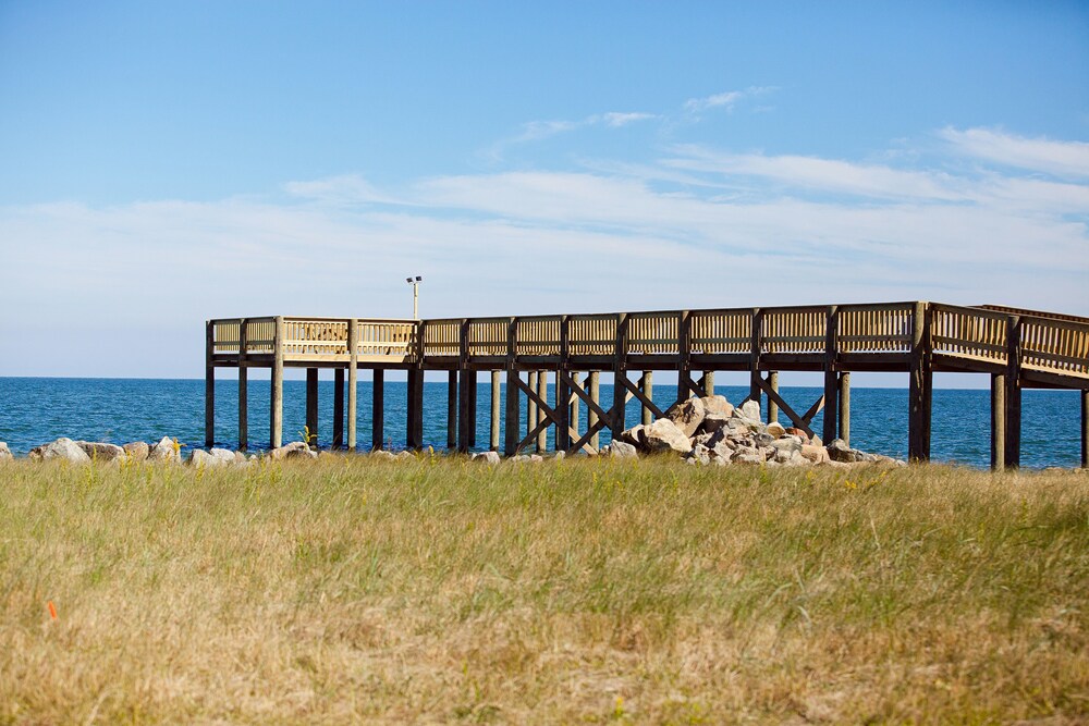 Sun Retreats Gwynn's Island - photo 16