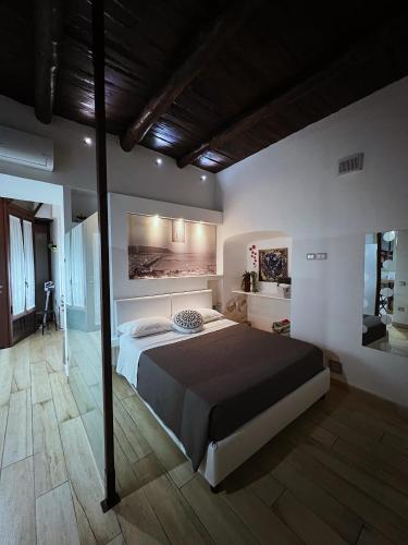 One hospitality home salerno — 4-Star Luxury Hotel in Salerno, Italy