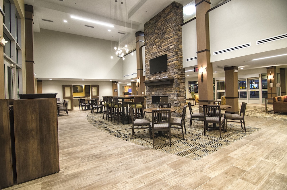 Staybridge Suites Marquette by IHG - photo 38