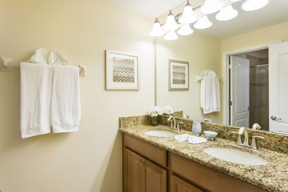 4 Bedrooms 3 Bathrooms Paradise Palms 8969 Bp - photo 13