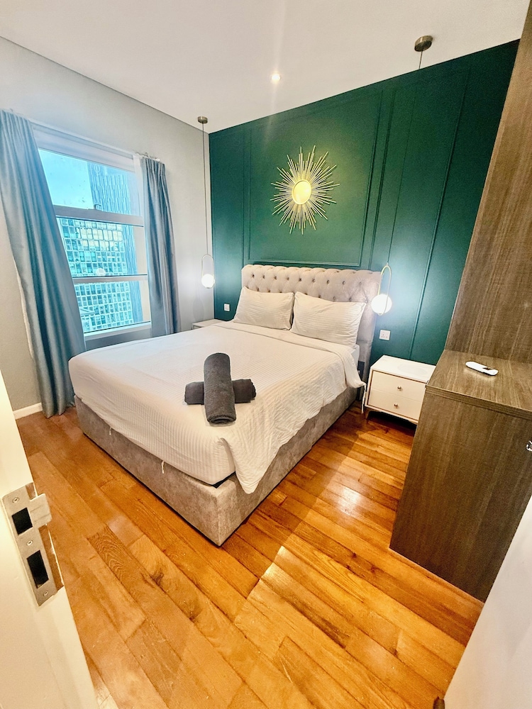Sky Suites Klcc Apartments — 5-Star Luxury Hotel in Kuala Lumpur, Malaysia