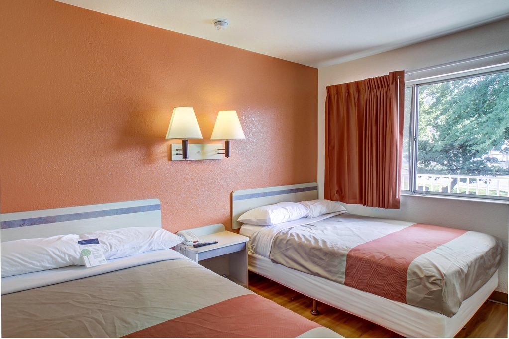 Motel 6 Grants Pass OR - photo 16
