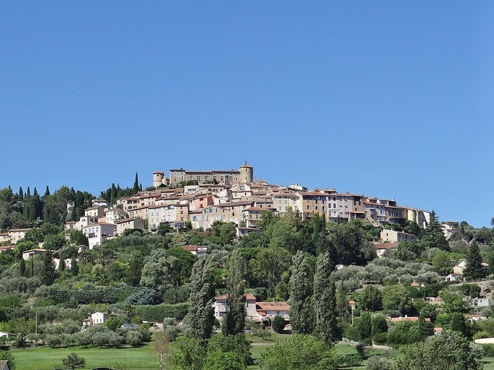 Comfortable Holidayhome With Private Pool and Open Views 1 km From Callian — 4-Star Luxury Hotel in Callian, France