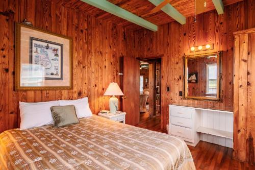 Sound Sleeper by Oak Island Accommodations - photo 22