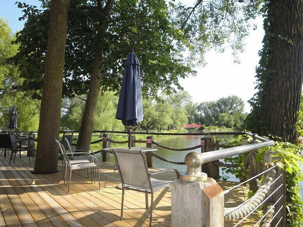 Red Bridge Inn - photo 39