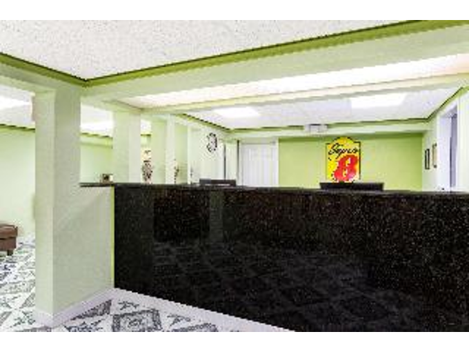 Super 8 by Wyndham Ashland Richmond - photo 13
