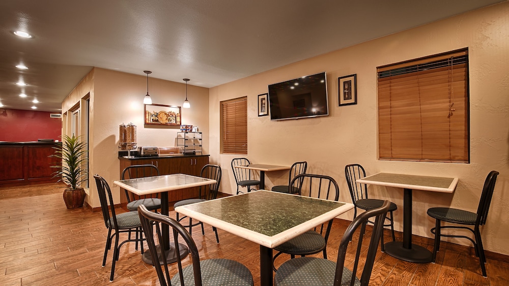 Quality Inn Three Rivers - photo 24