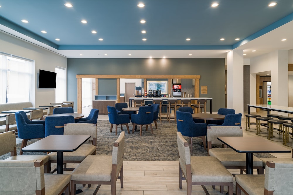 Staybridge Suites Louisville Expo Center - photo 12