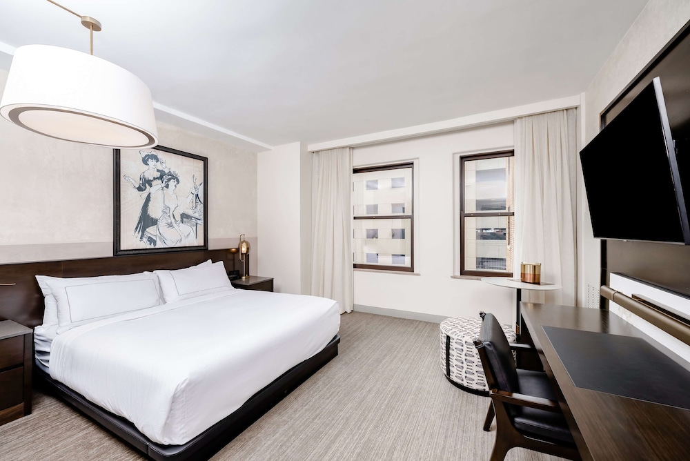 Hotel Fort Des Moines Curio Collection by Hilton - photo 16