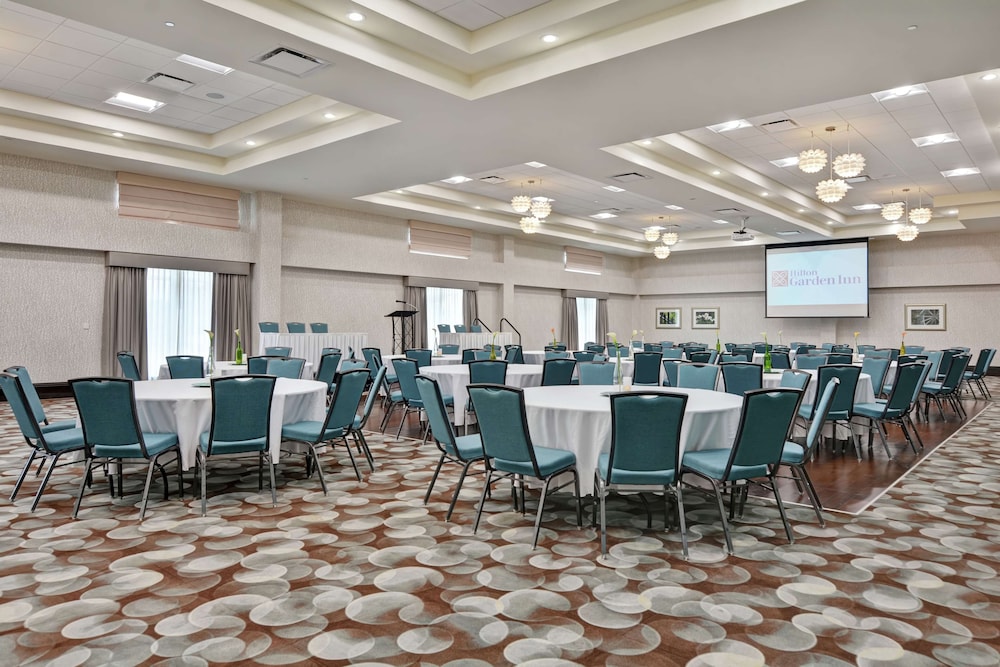 Hilton Garden Inn Fayettevile - photo 38