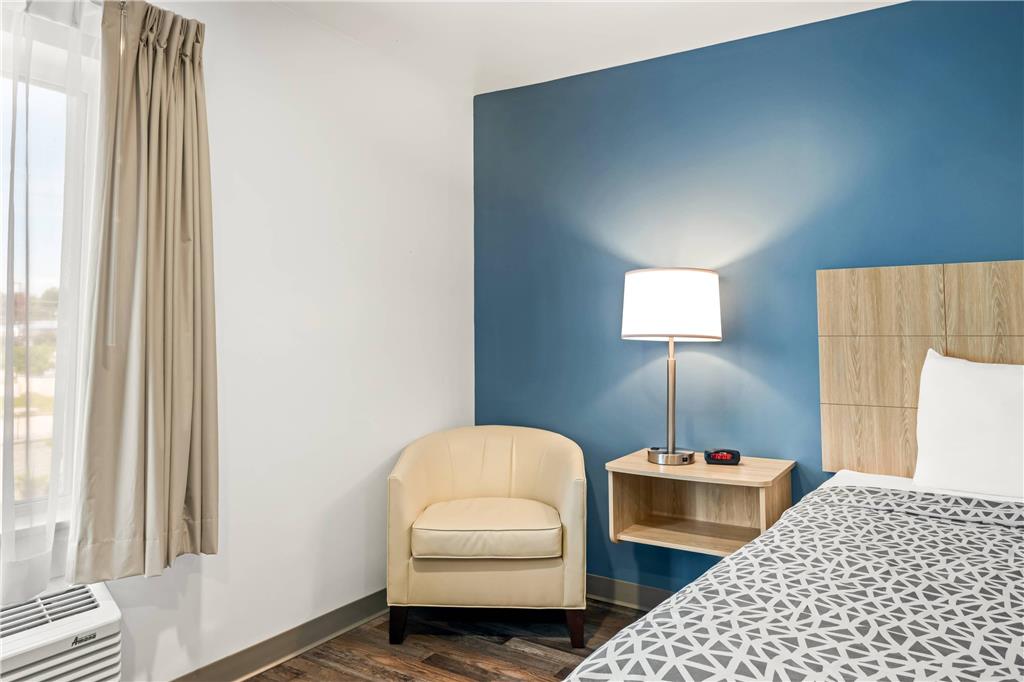 WoodSpring Suites Winston Salem near Hanes Mall - photo 14